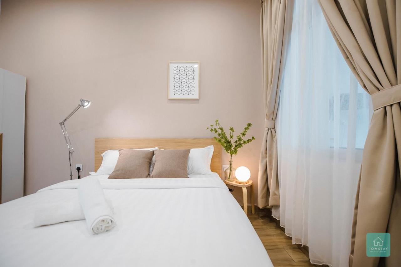Jomstay Muji 19 & 7 Inn Ipoh Garden 8-10 Pax المظهر الخارجي الصورة