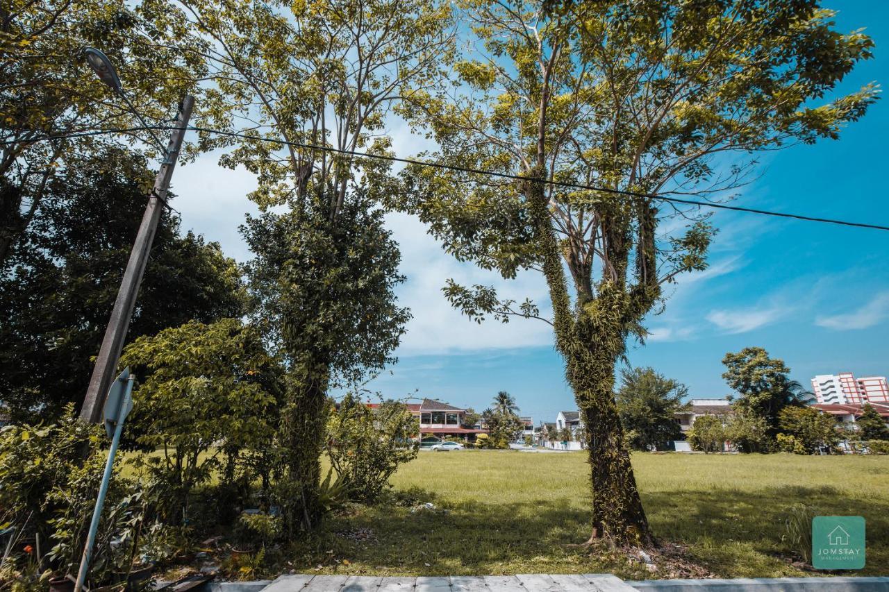 Jomstay Muji 19 & 7 Inn Ipoh Garden 8-10 Pax المظهر الخارجي الصورة